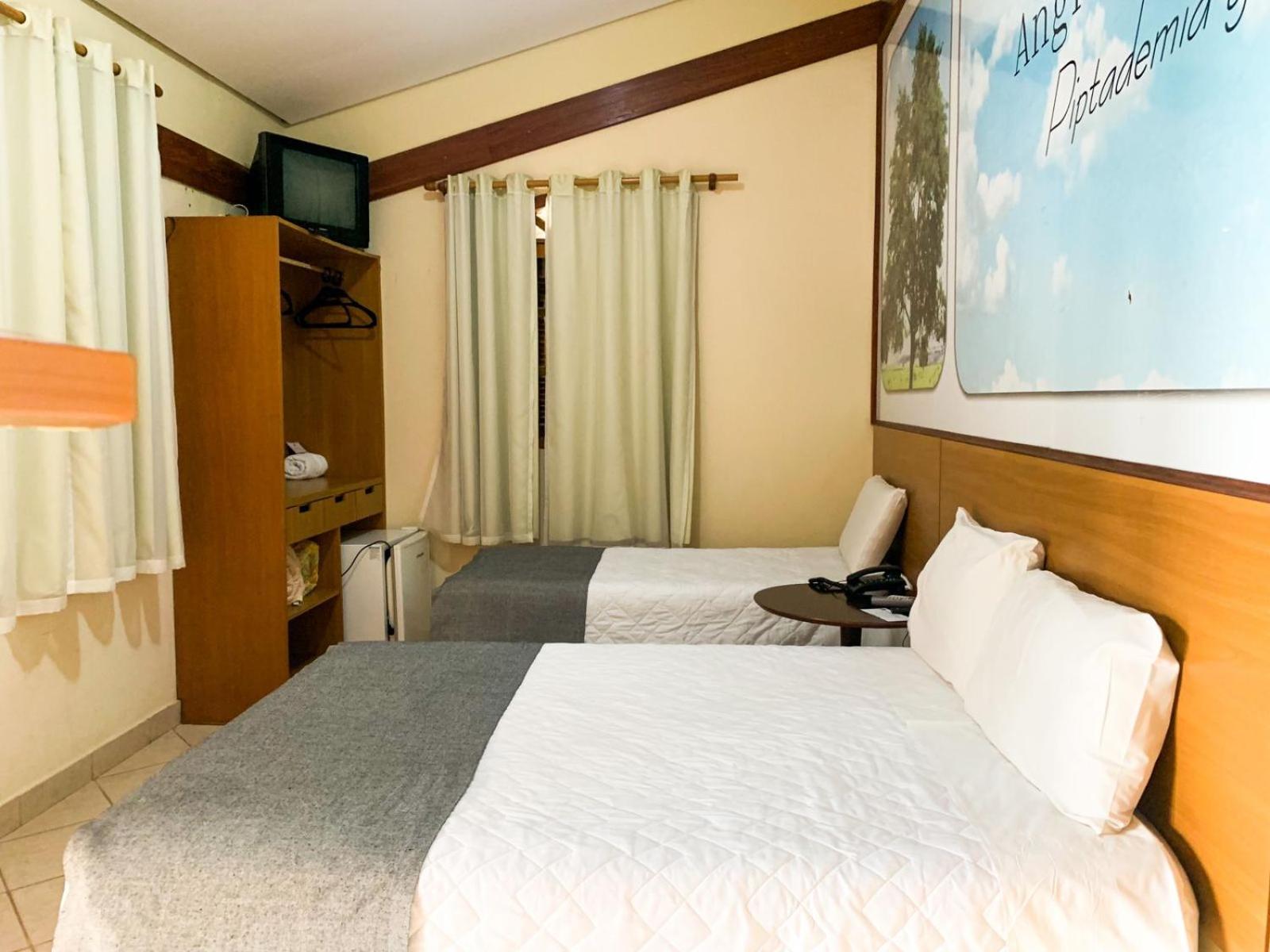 Hotel Fazenda Tucano Capim Branco Экстерьер фото