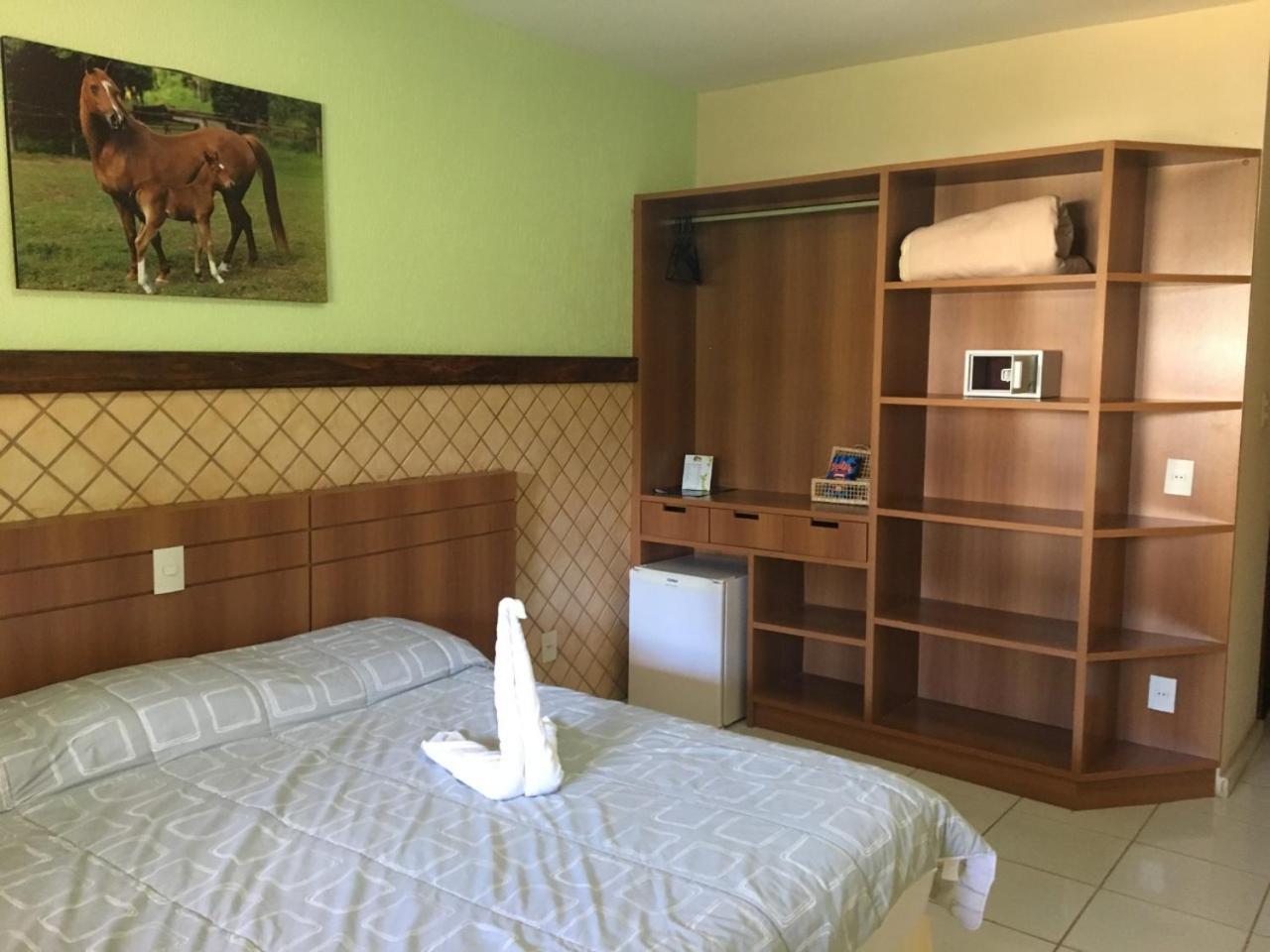 Hotel Fazenda Tucano Capim Branco Экстерьер фото